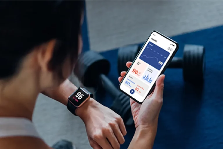 What are some of the advantages of the high-tech fitness device_